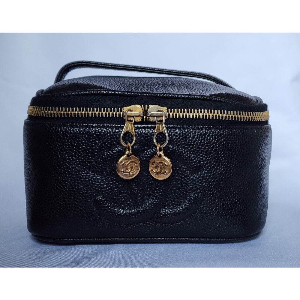 US Based Authentic Vintage Chanel Caviar Vanity Case Top Handle Bag Clutch w CC